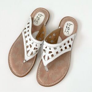 Born boc Women’s white leather laser cut sandals Thong sandals Size 9 Slip on